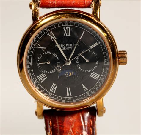 secondhand patek philippe geneve watch value